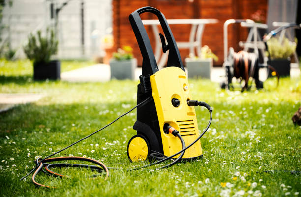 Best Graffiti Removal  in Burnsville, MN